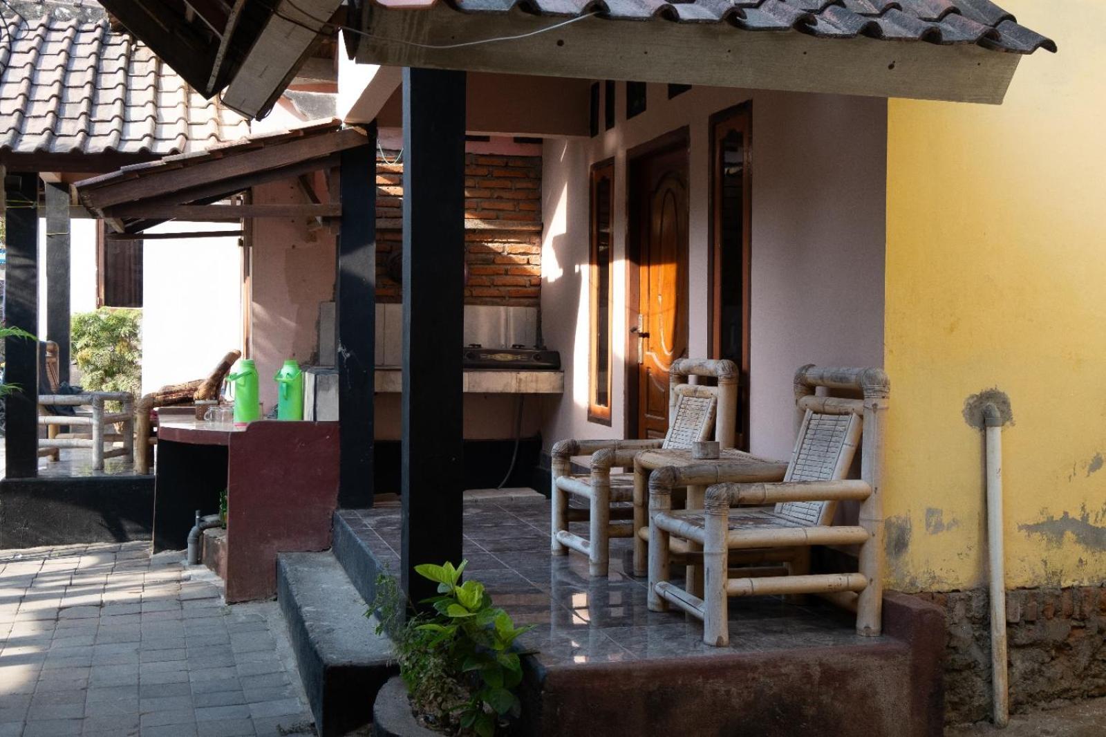 Ramdan Homestay Kuta  Екстер'єр фото