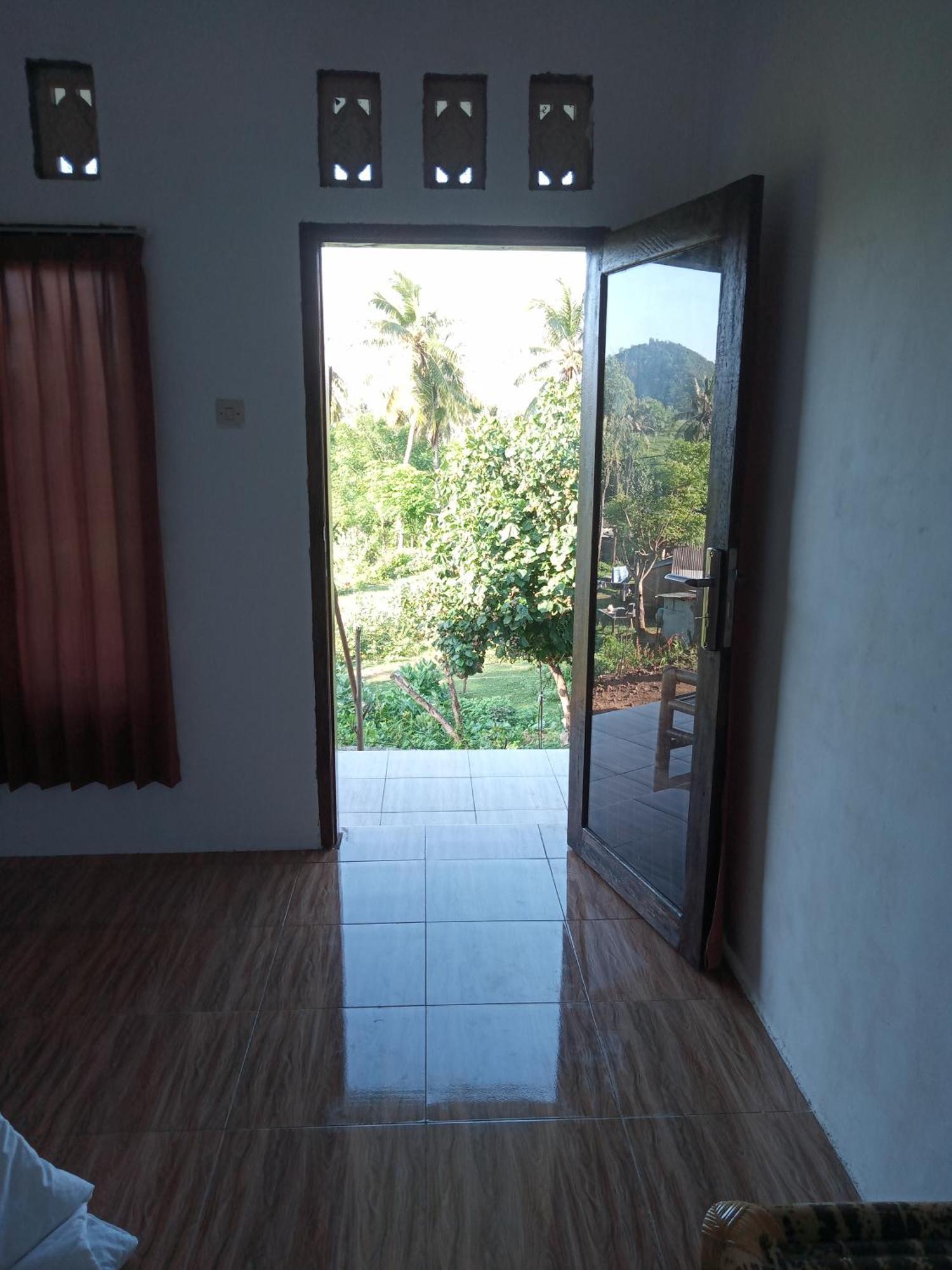 Ramdan Homestay Kuta  Екстер'єр фото
