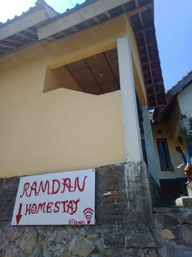 Ramdan Homestay Kuta  Екстер'єр фото